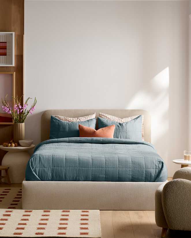 Ocean Lightweight European Linen Box Quilt Set