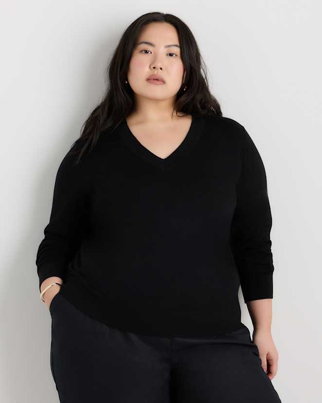 Black Lightweight Cotton Cashmere V-Neck Sweater
