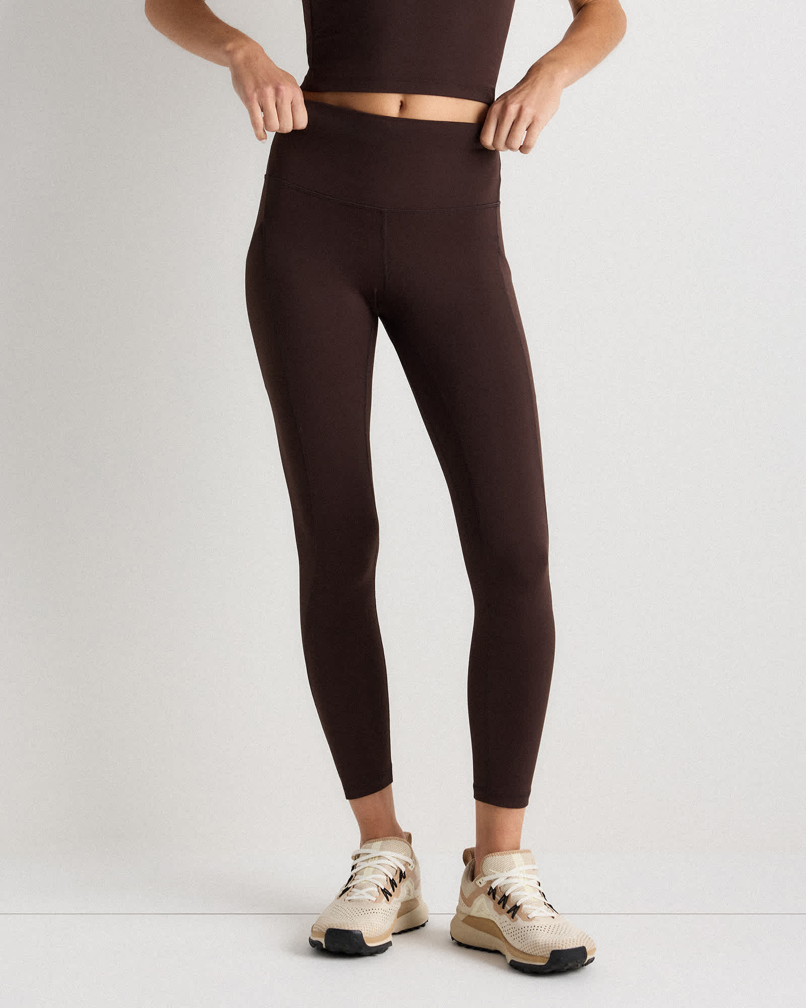 Espresso Ultra-Form High-Rise Pocket Legging