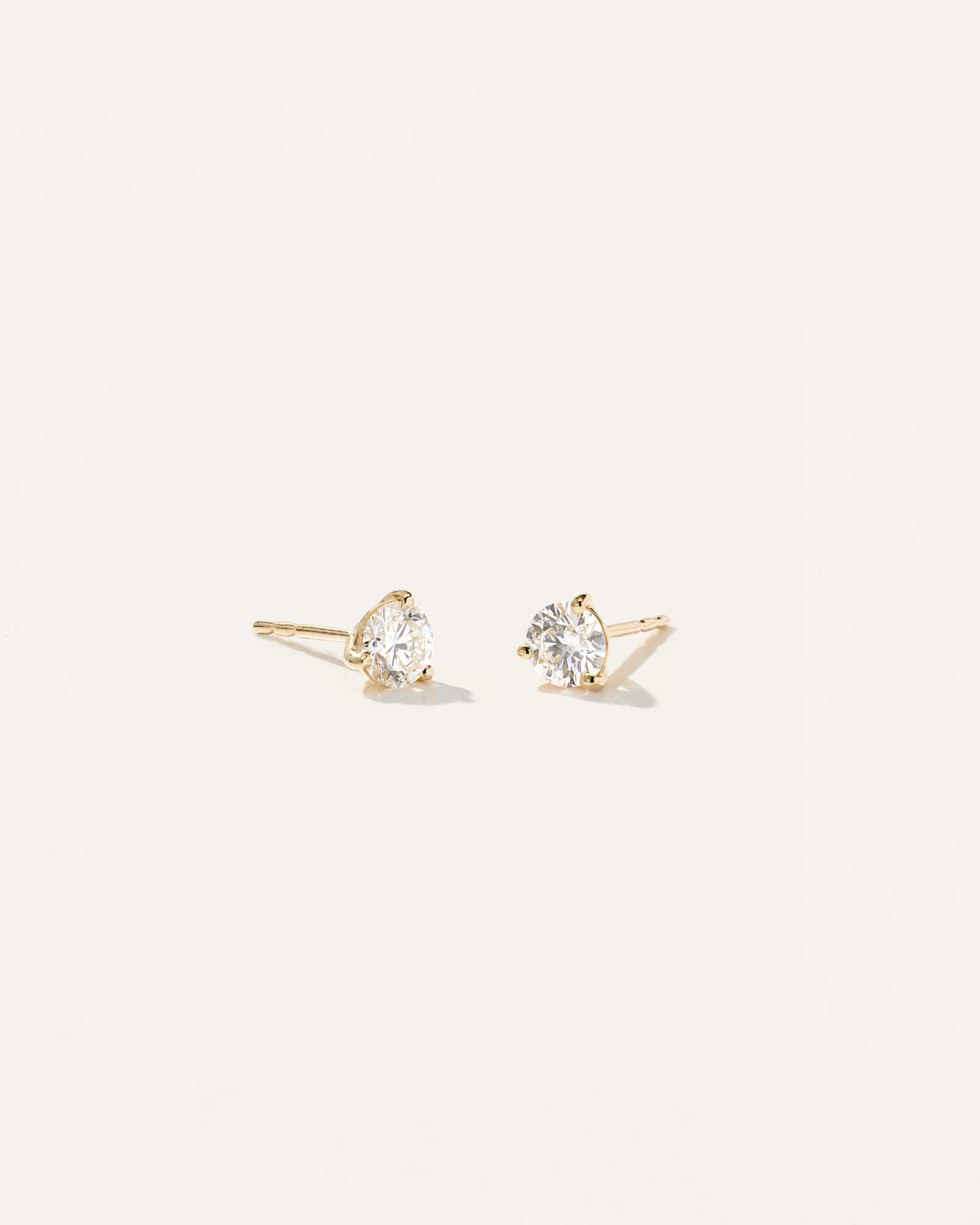 W-EARR-210-YG-320 EDITED