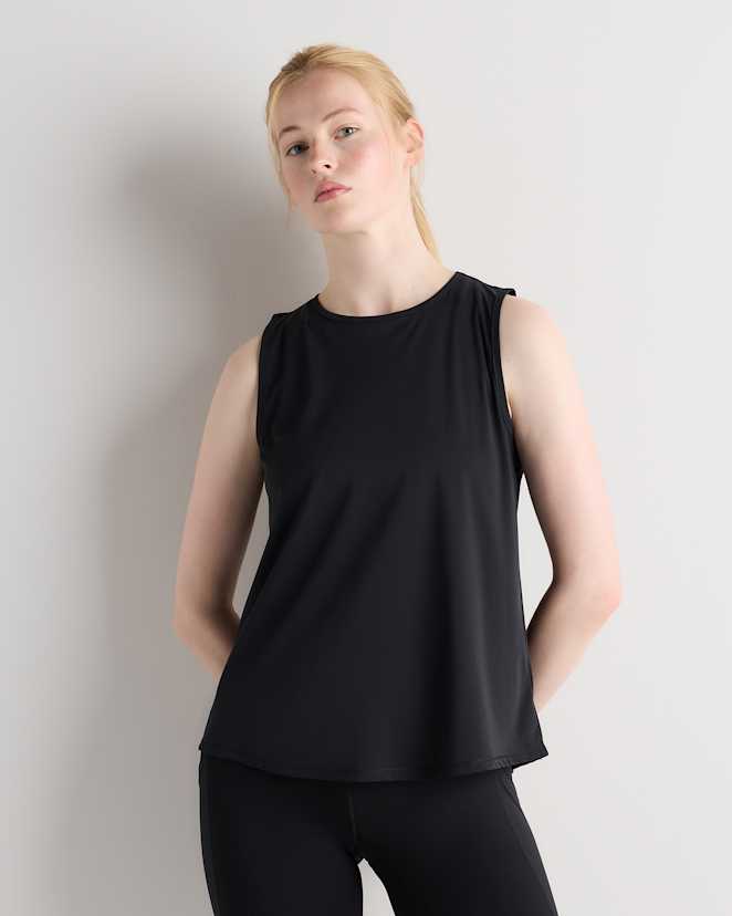 Black Essential Run Tank