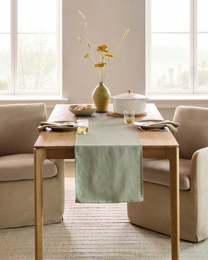 Willowleaf European Linen Table Runner