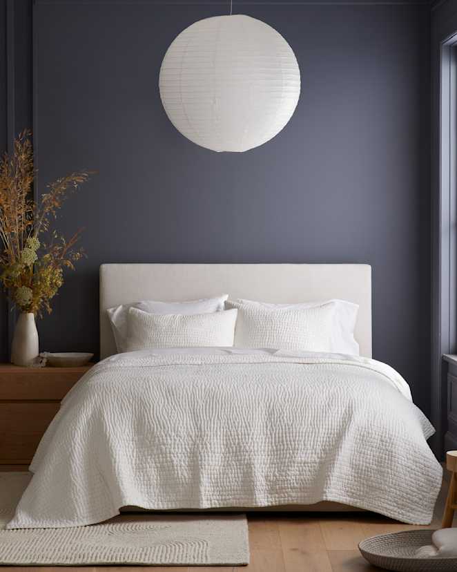 Ivory Silk Pick Stitch Quilt Set