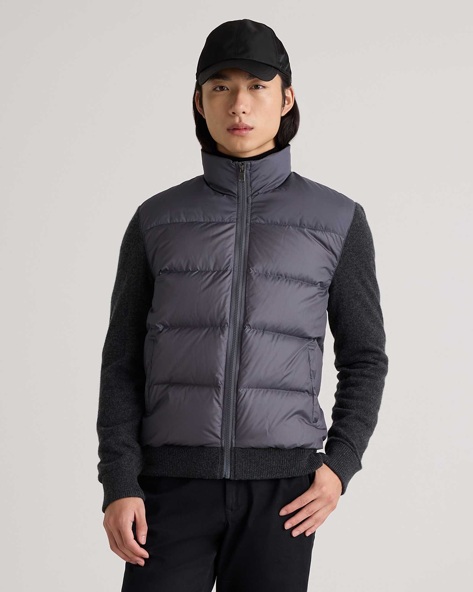 Carbon Grey Blouson en cachemire et en duvet