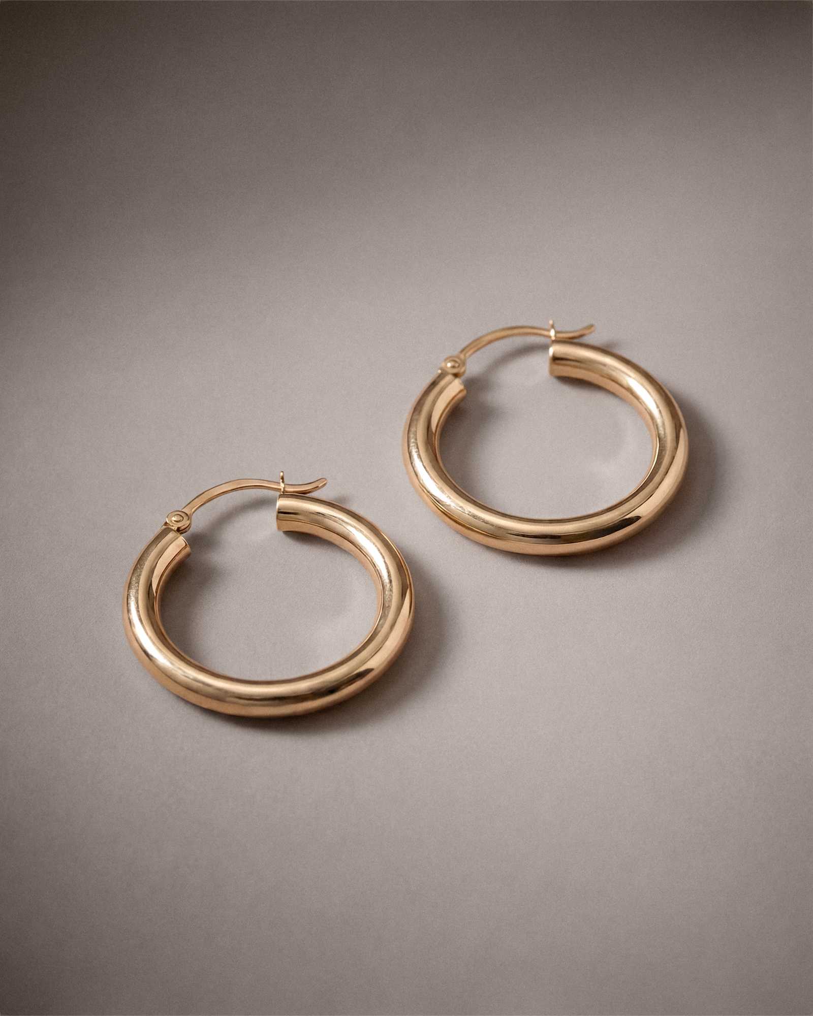 14K Gold 4mm Tube Hoops