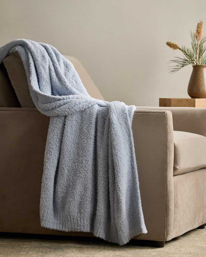 Light Blue Everyday Cozy Throw