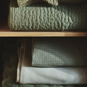 holiday hosting quilts subcollection tile