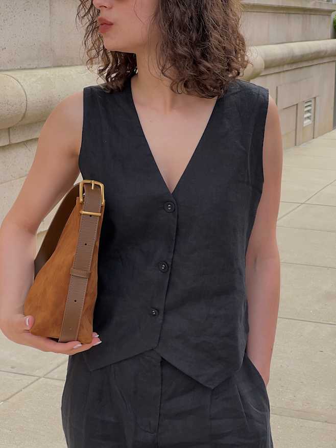 Black 100% European Linen Vest