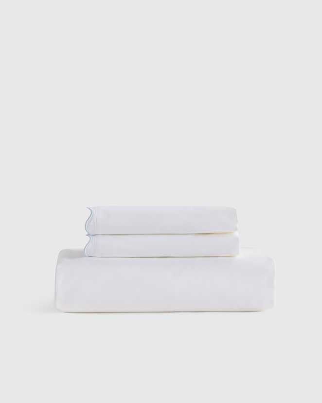 White/Mist Organic Crisp Percale Scallop Fitted Sheet Set