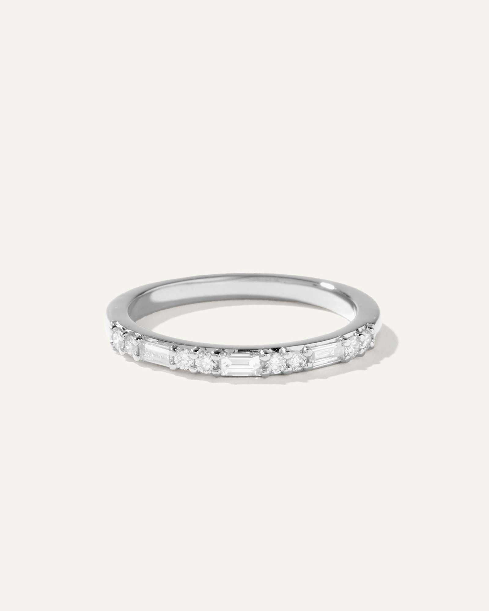 White Gold Bague en or 14 carats à diamants de laboratoire taille baguette et taille ronde