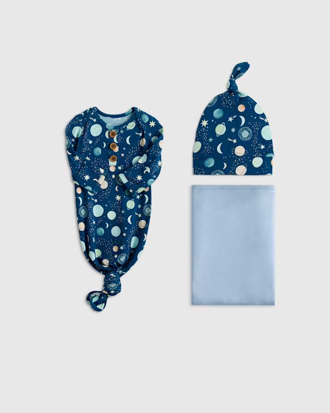 Celestial Dreams Bamboo Gown, Hat & Swaddle Layette Set