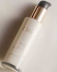 Pearl Peptide Glaze Facial Essence by MARA - PDP Video Thumbnail (4x5)
