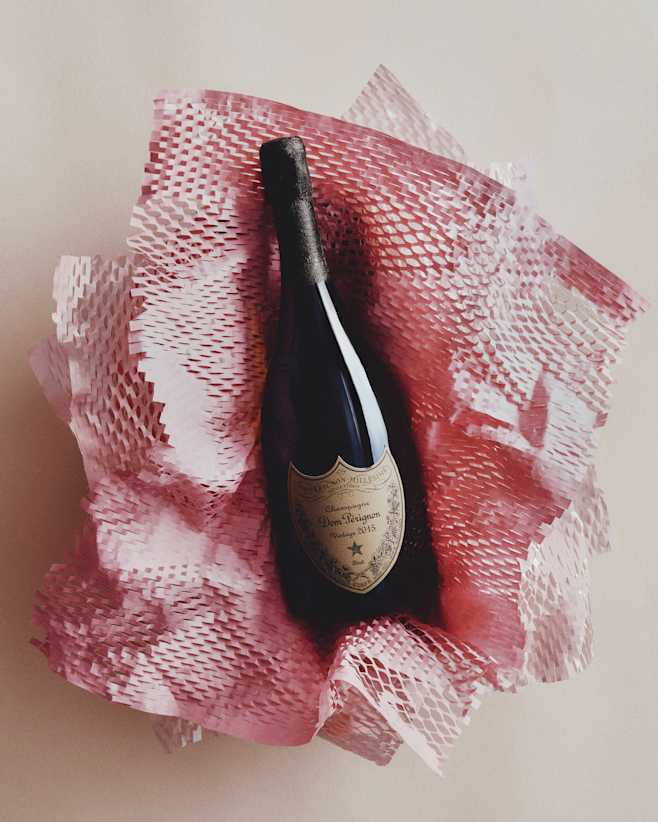 No Color Dom Pérignon Brut Champagne 2015 Vintage