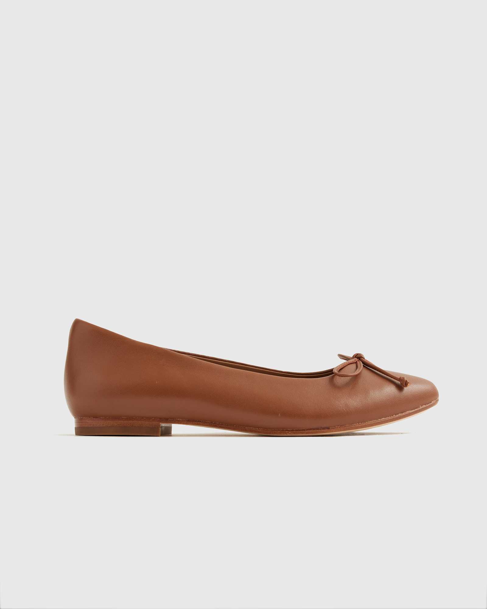 cognac Italian Leather Pointed Bow Flat