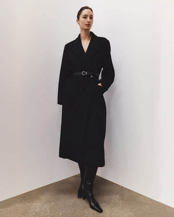 Black Italian Wool Classic Single-Breasted Coat