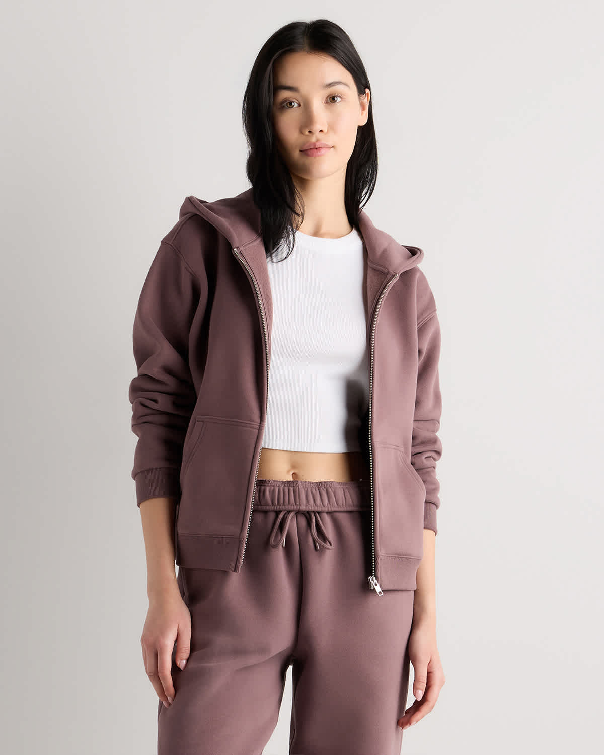 W-HKT-43-TAUBRO_01_EDITED