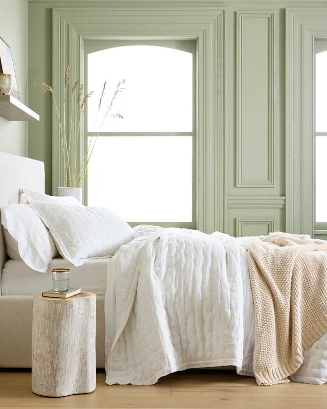 White European Linen Dream Quilt