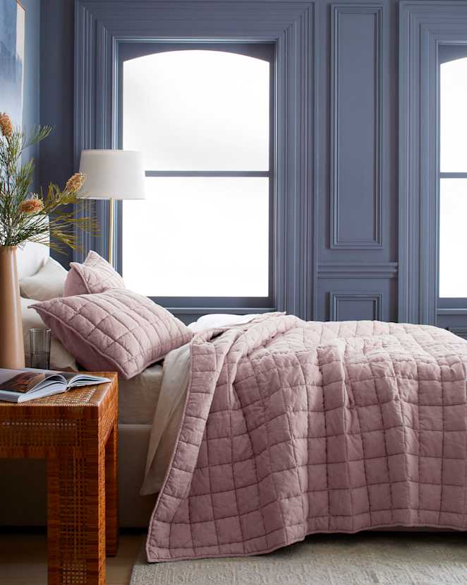 Dusty Mauve European Linen Box Quilt