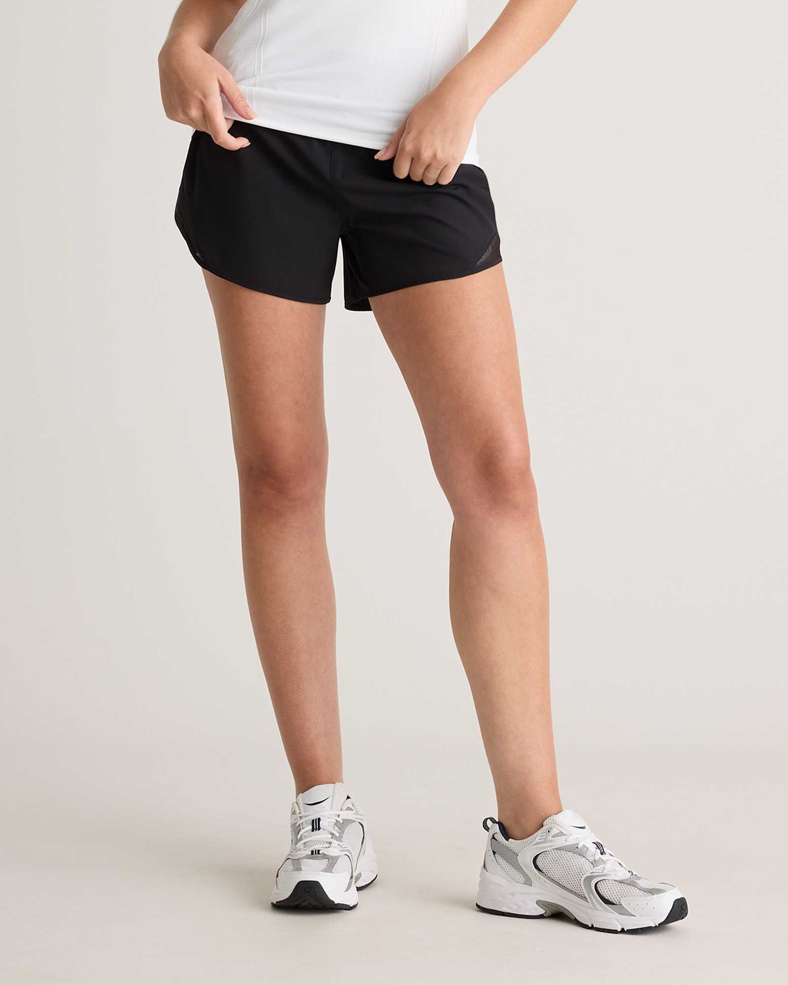 Black Classic Running Shorts 4"