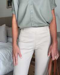 Ultra-Stretch Ponte Straight Leg Pants Ecru VICTORIA-SCHNEIDER Thumbnail 4x5