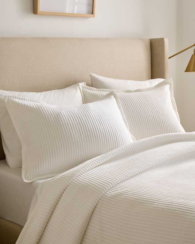 White Organic Cotton Matelasse Sham Set
