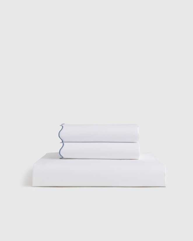 White/Mineral Organic Crisp Percale Scallop Fitted Sheet Set
