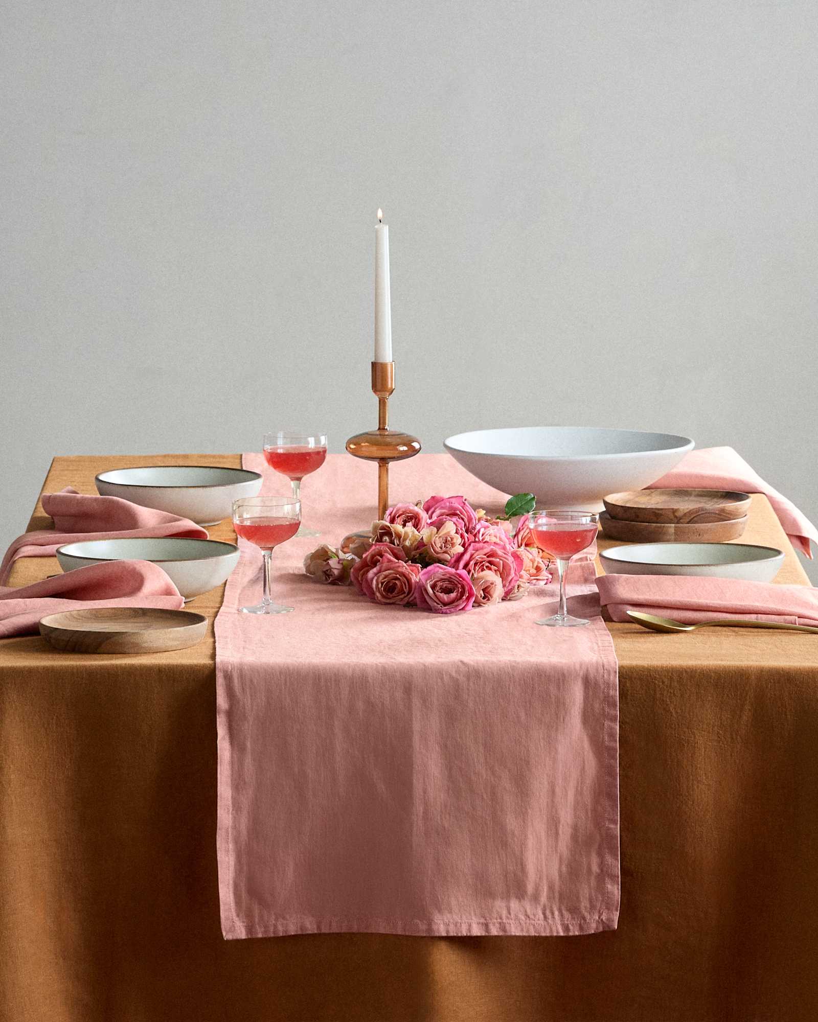 Rose European Linen Table Runner