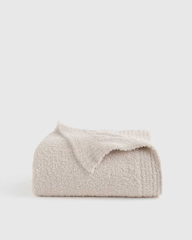 Pebble Ultra Cozy Throw