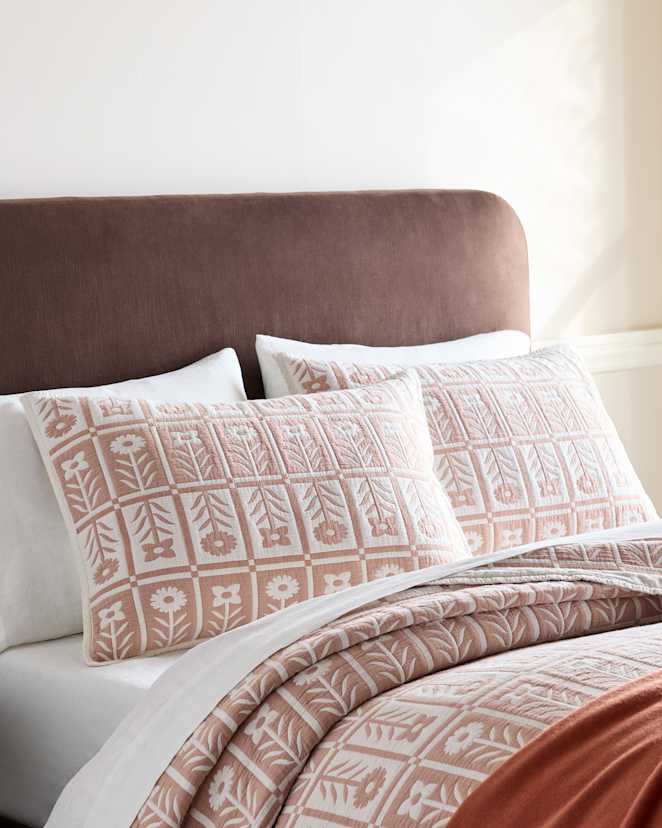 Rose Organic Cotton Jacquard Floral Sham Set