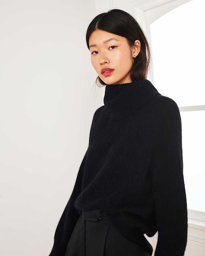 Black Baby Alpaca-Wool Turtleneck