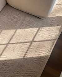 Benton Wool Rug - PDP Video Thumbnail (Neutral, 4x5)