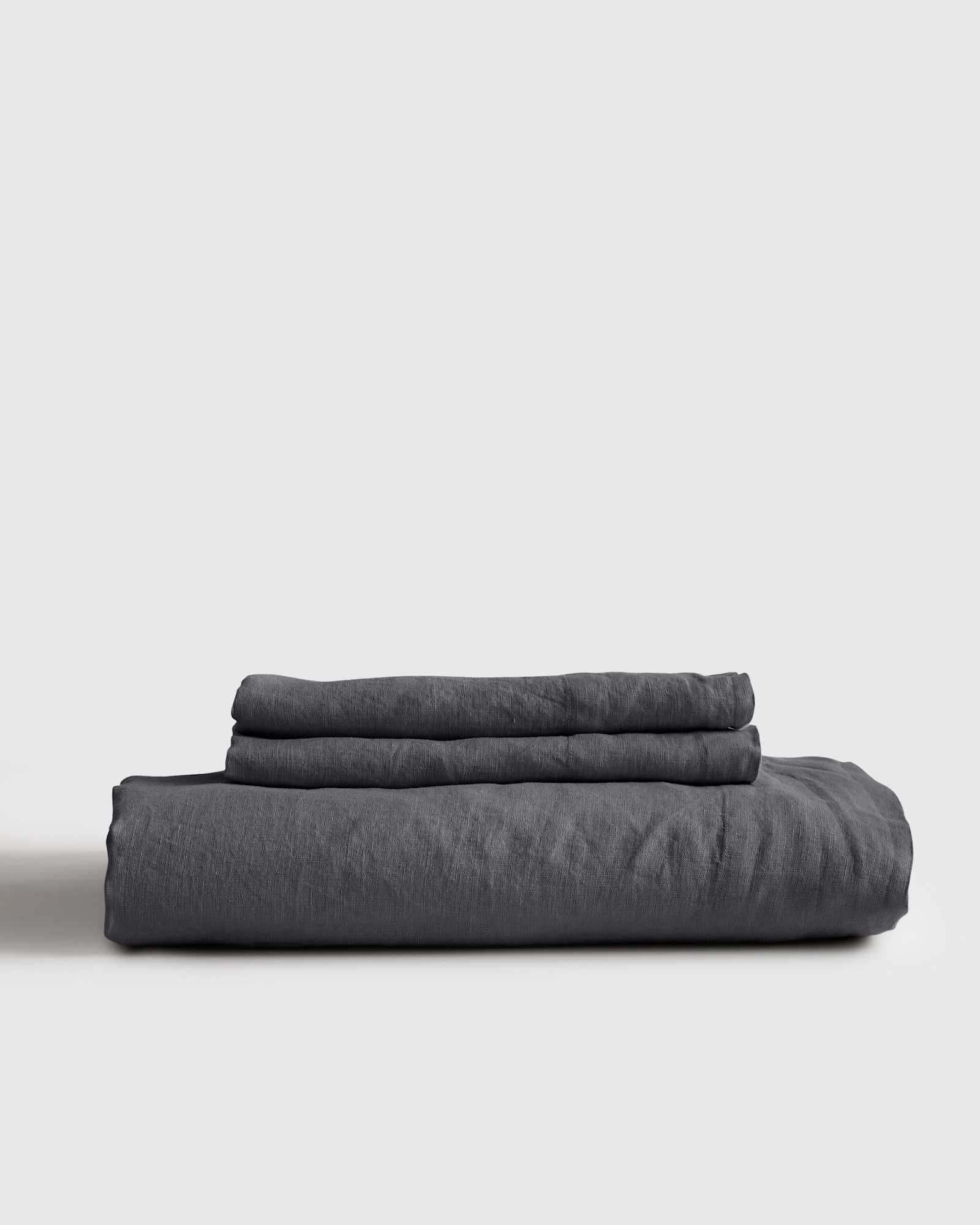 charcoal European Linen Fitted Sheet Set