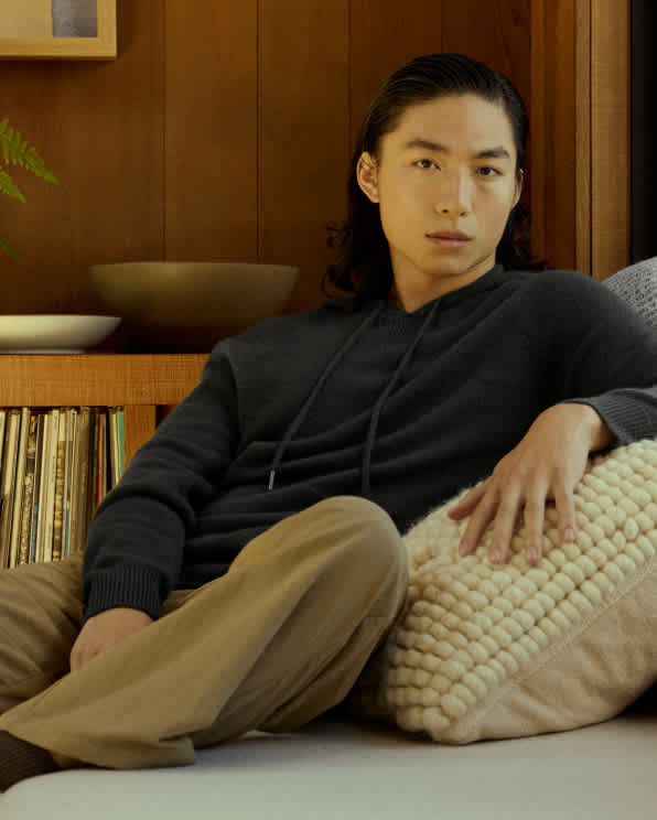 Black Mongolian Cashmere Pullover Hoodie