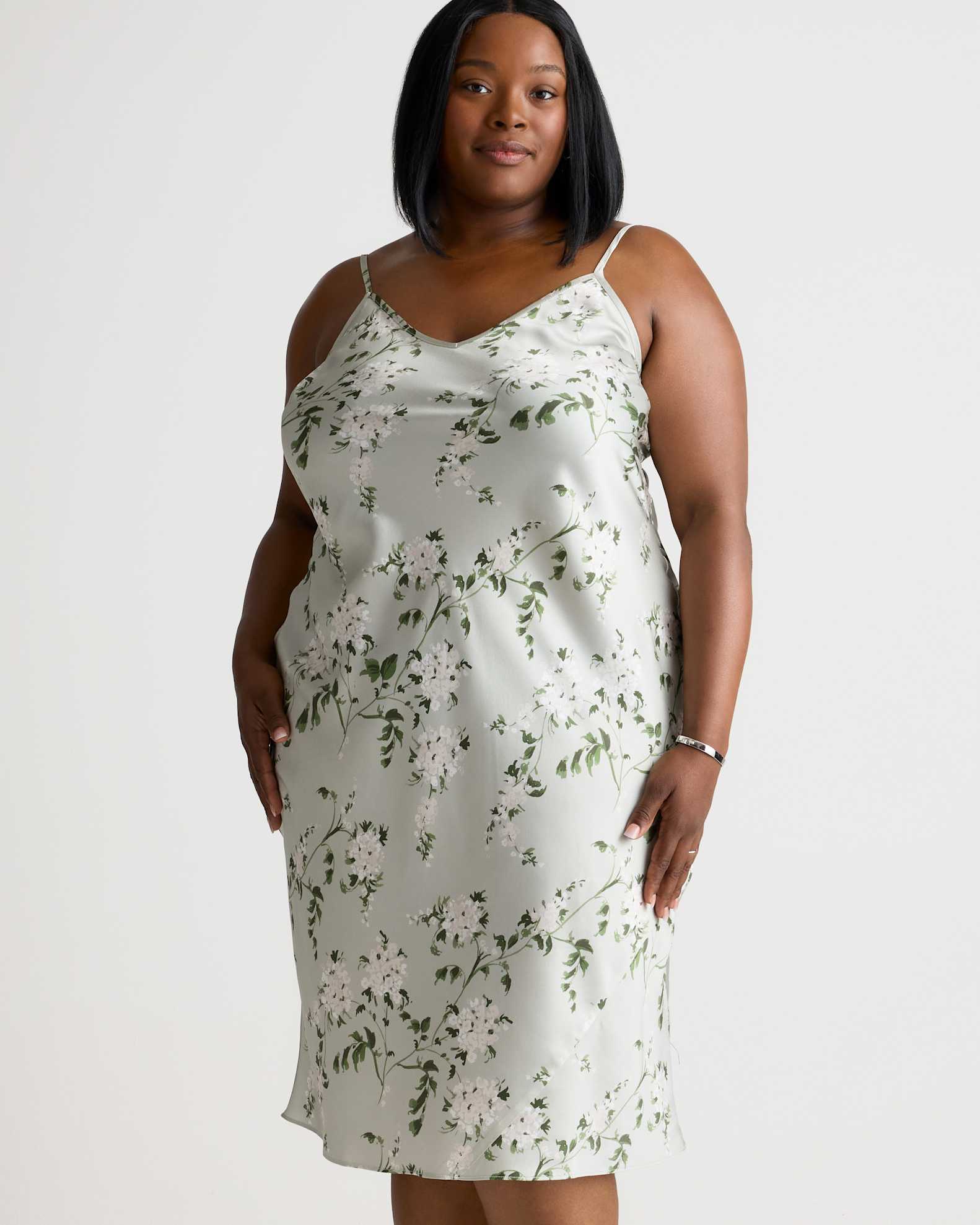 Women's Slip Dress in Jasmine Vines, Size 1X, Silk by Quince Women's Slip Dress in Jasmine Vines, Size 1X, Silk by Quince