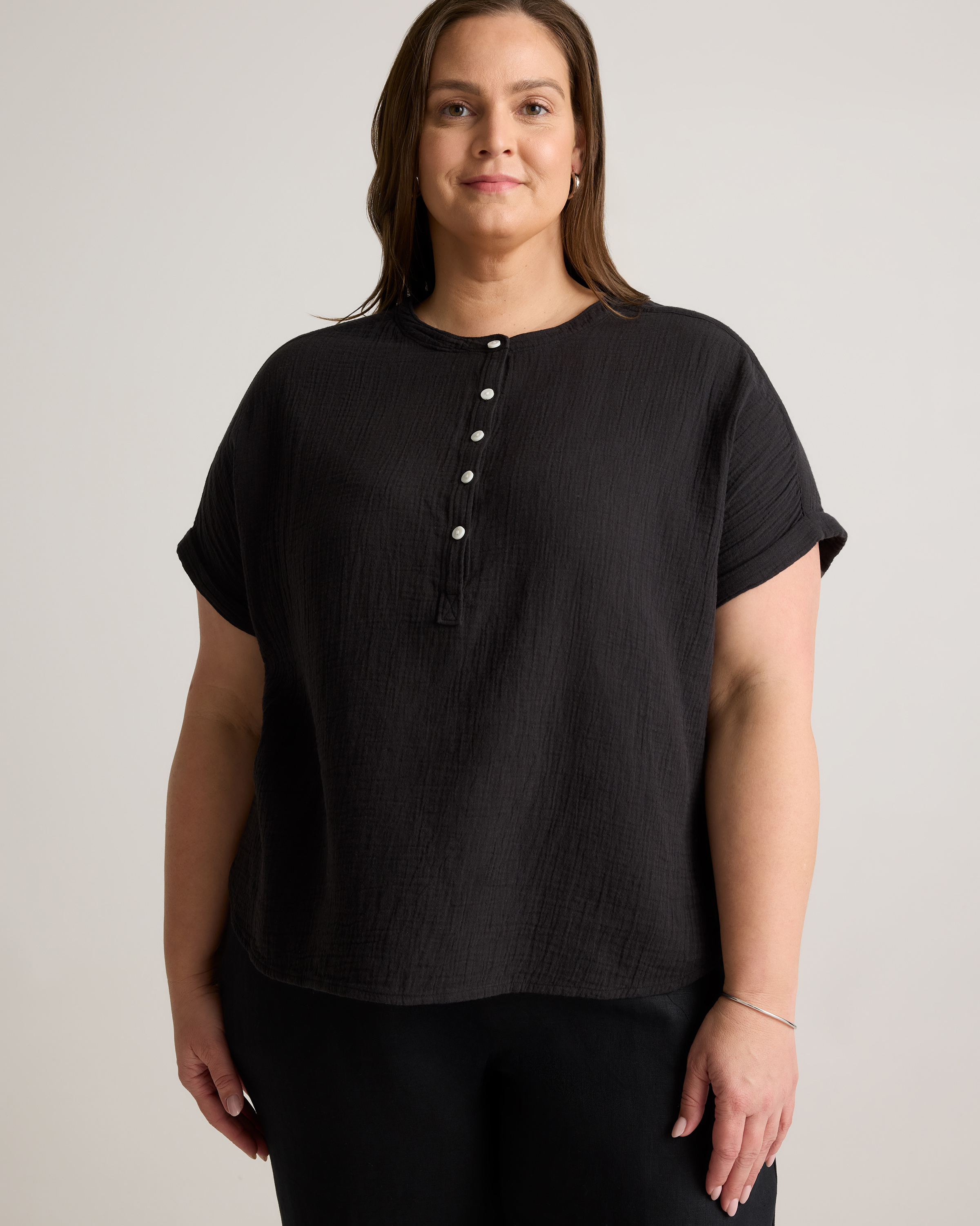 100% Organic Cotton Gauze Roll Sleeve Shirt - Plus Size in Black