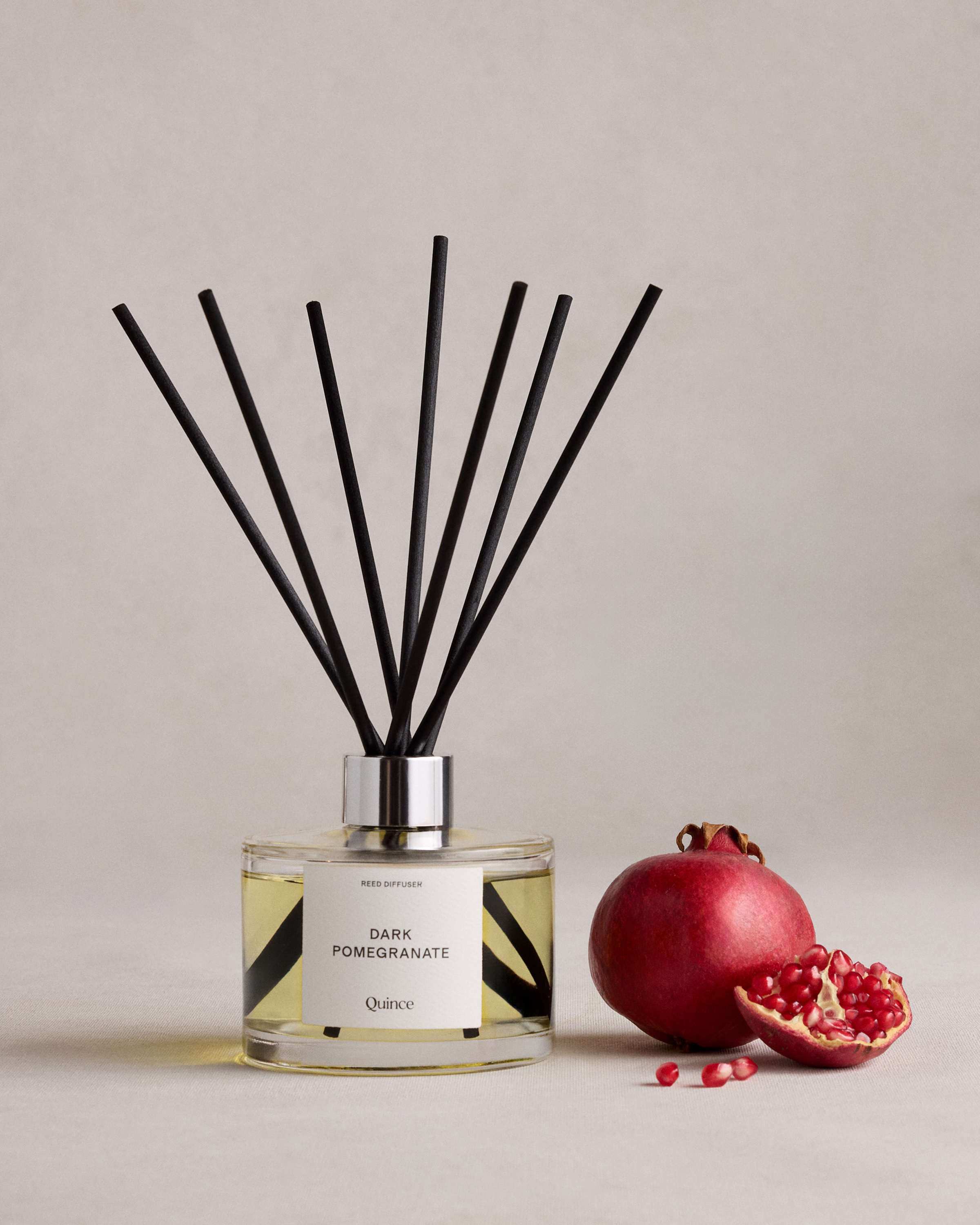 No Color Dark Pomegranate Reed Diffuser