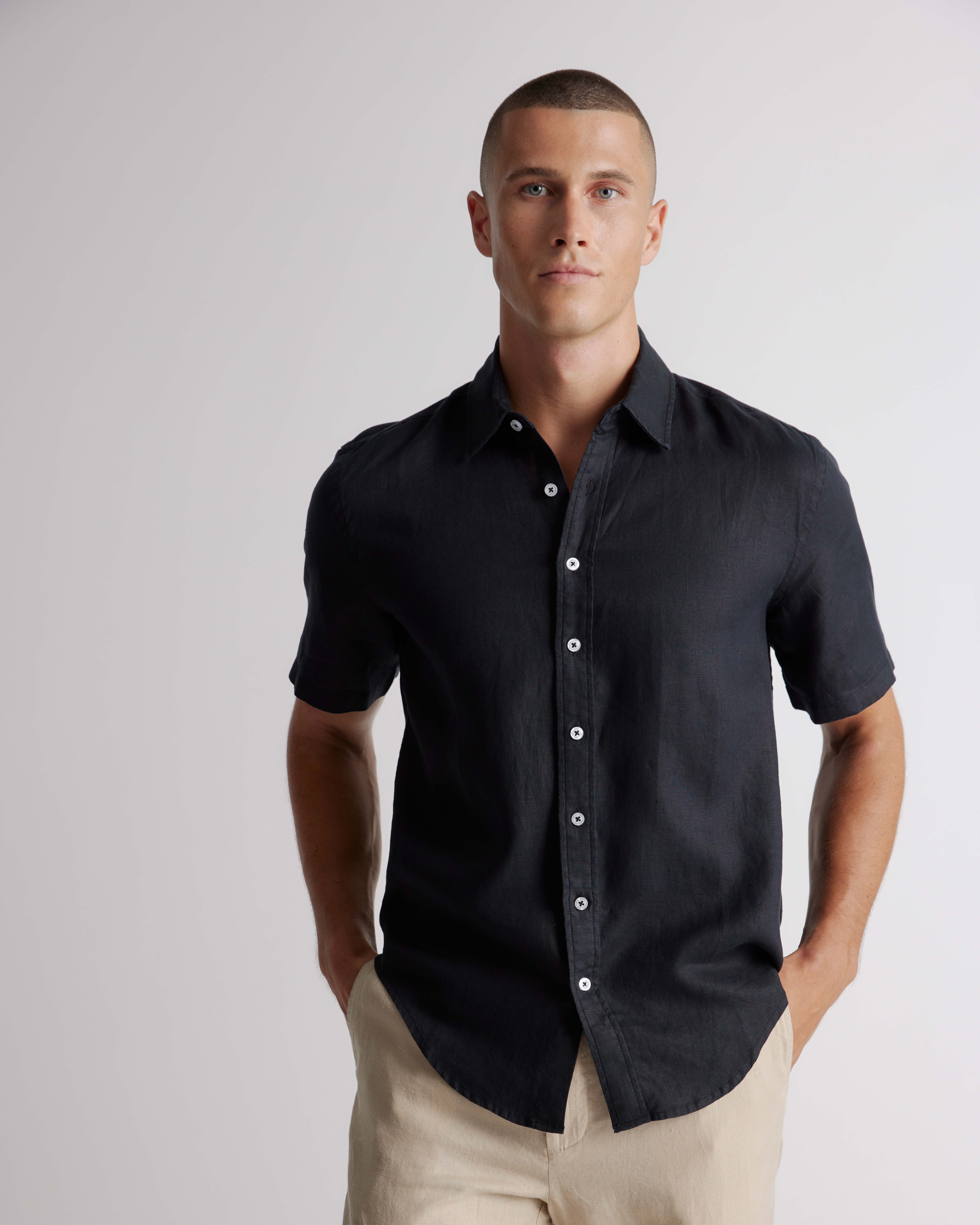 men's short sleeve black dress shirt Men's Double Breast Pocket Black Button Down Short Sleeve Shirt M / Black