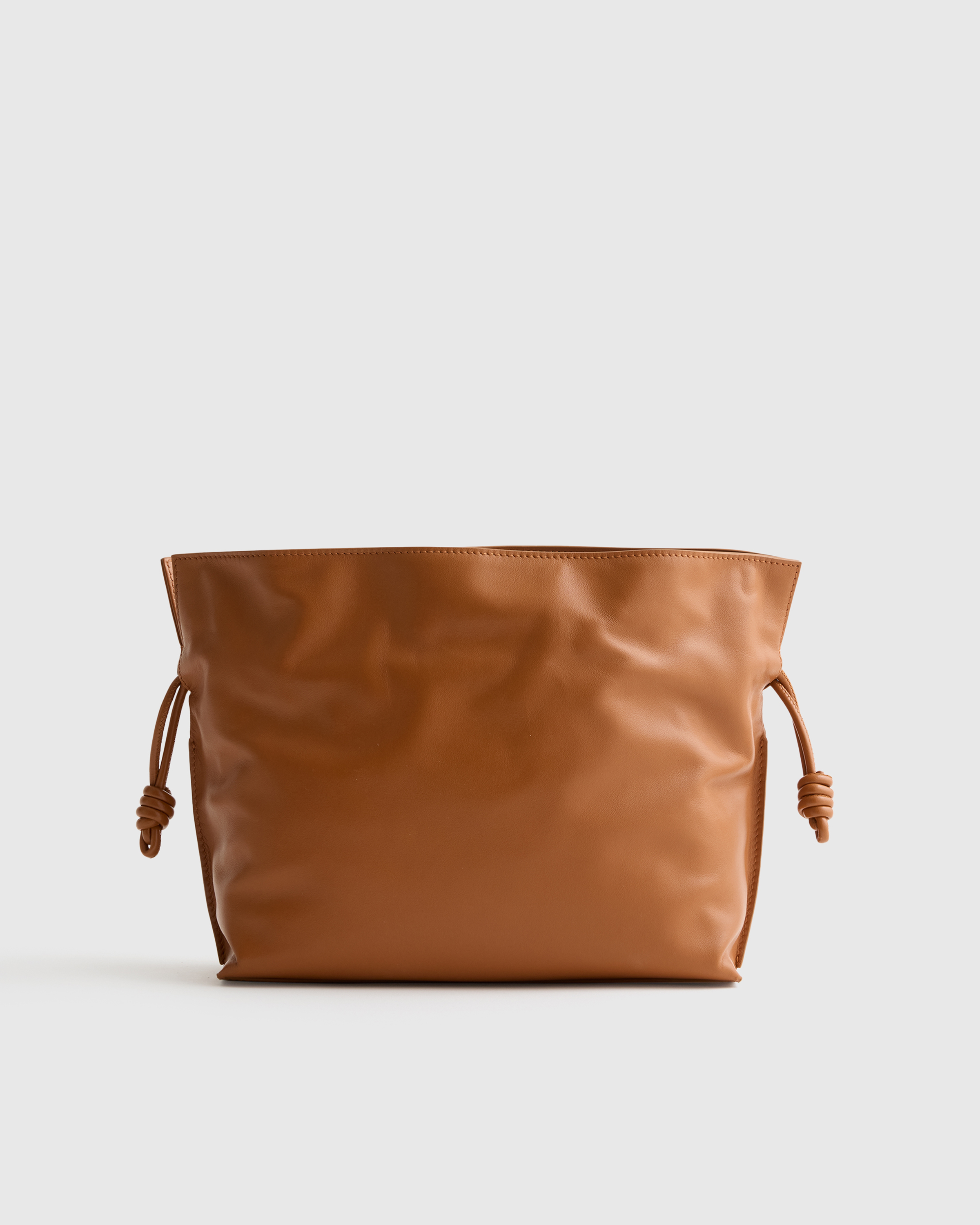 Quince Drawstring Pouch Crossbody - Thumbnail 3