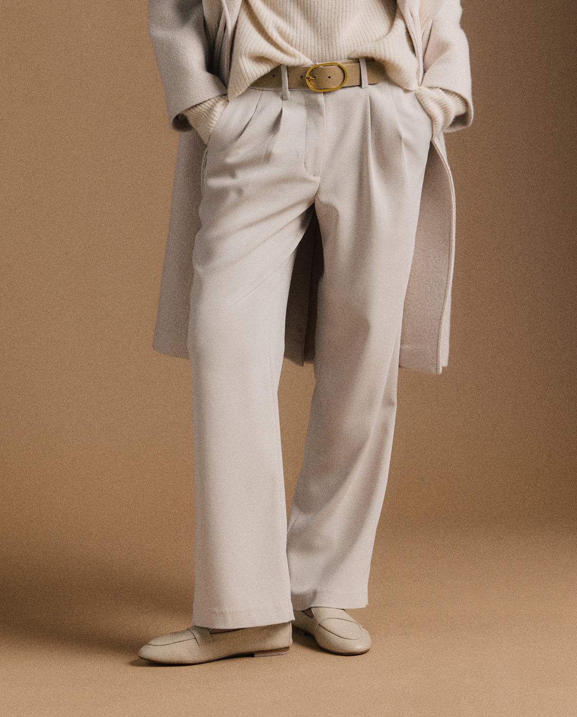 Sand Stretch Crepe Pleated Wide Leg Pants