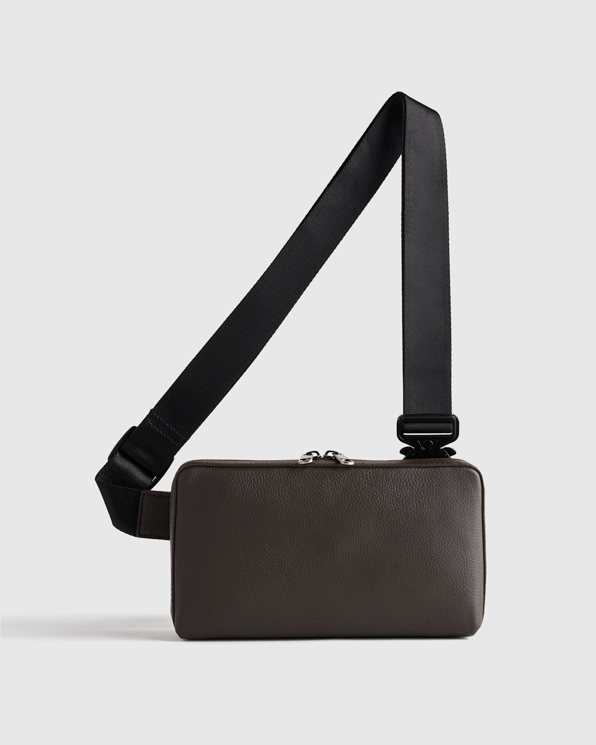 Quince Excursion Italian Leather Sling in Hickory