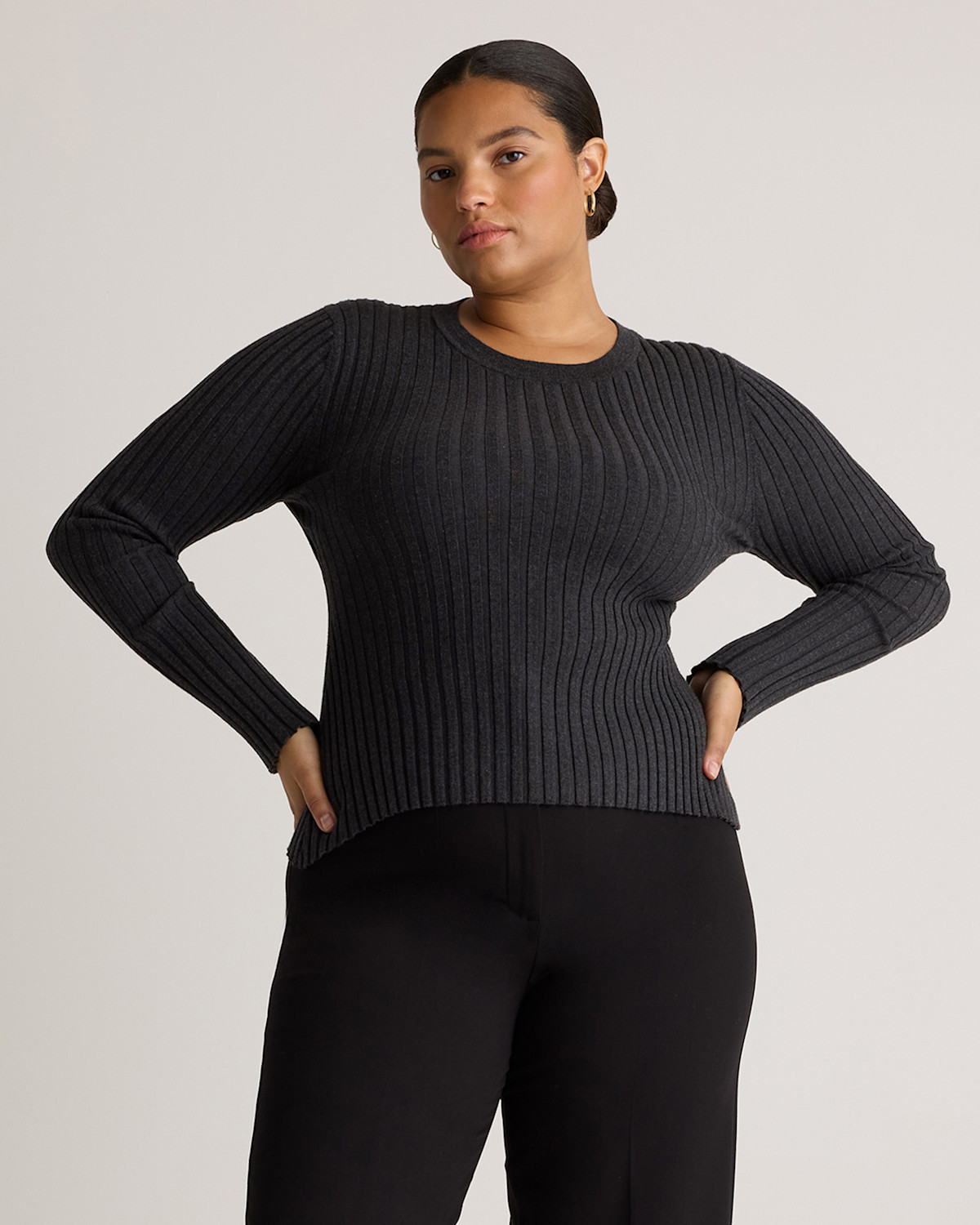 Quince Cotton Cashmere Ribbed Long Sleeve Sweater in Heather Charcoal