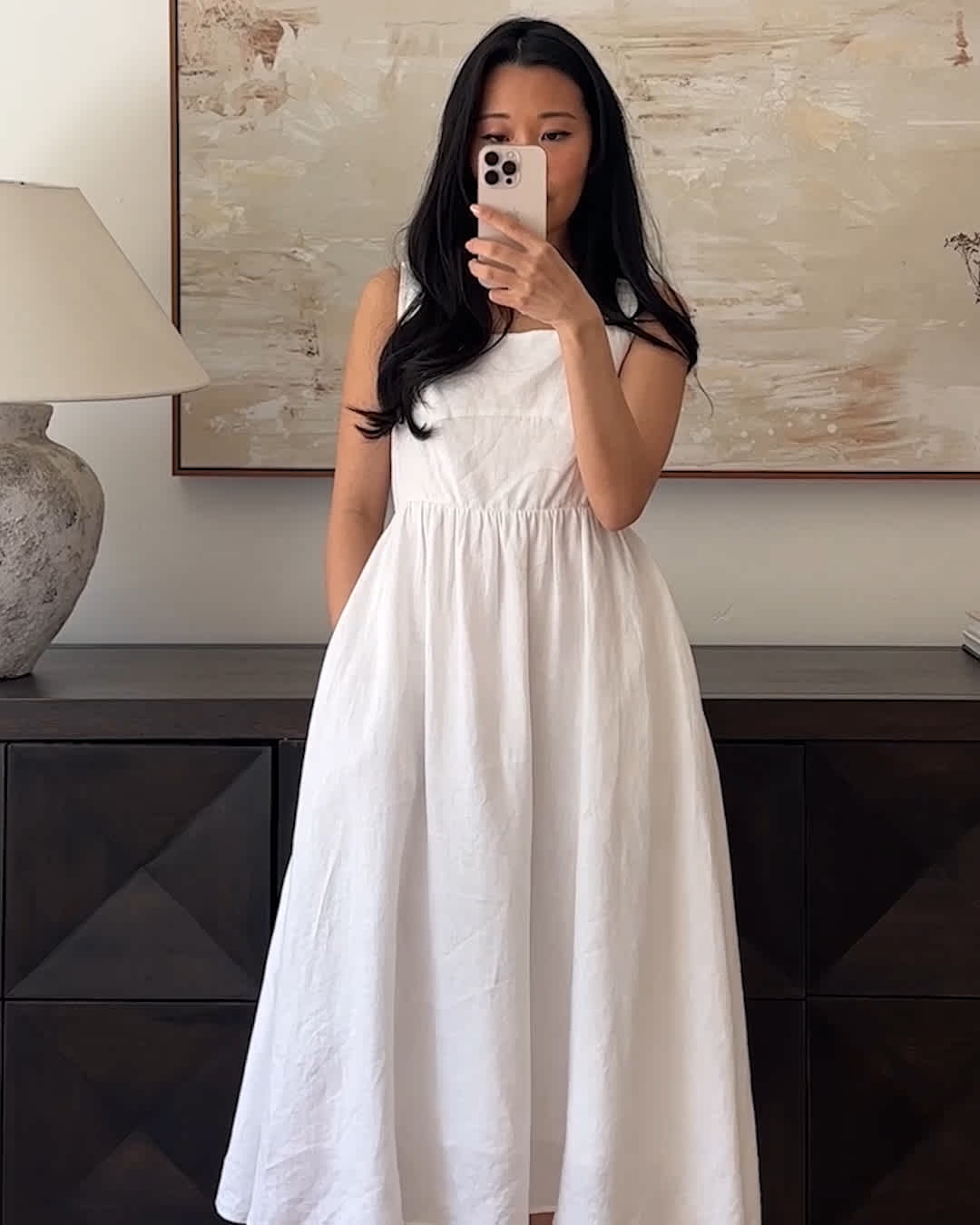 white fit and flare midi dress Floral Linen Sleeveless & XS / White / Shell: 40.4% Viscose 33.9% Lyocell 15.7% Nylon 10 % Linen Lining: 100% Recycled length dress offers breathable softness with a polished Women's 100% European Linen Fit