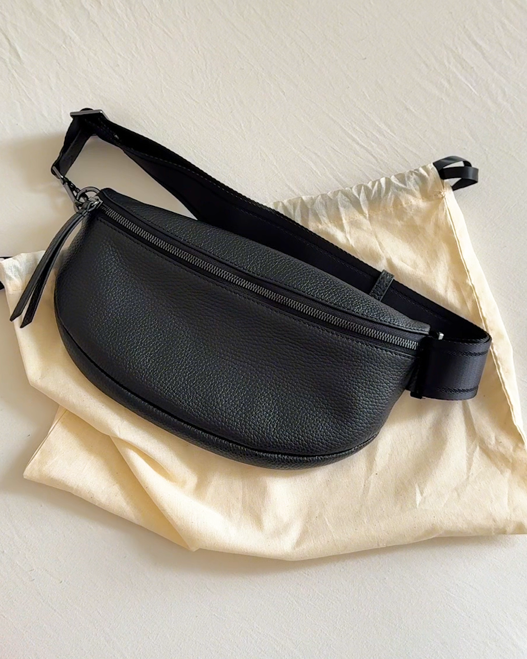 Italian Pebbled Leather Sling Bag Black Ivey Young 4x5 Thumbnail
