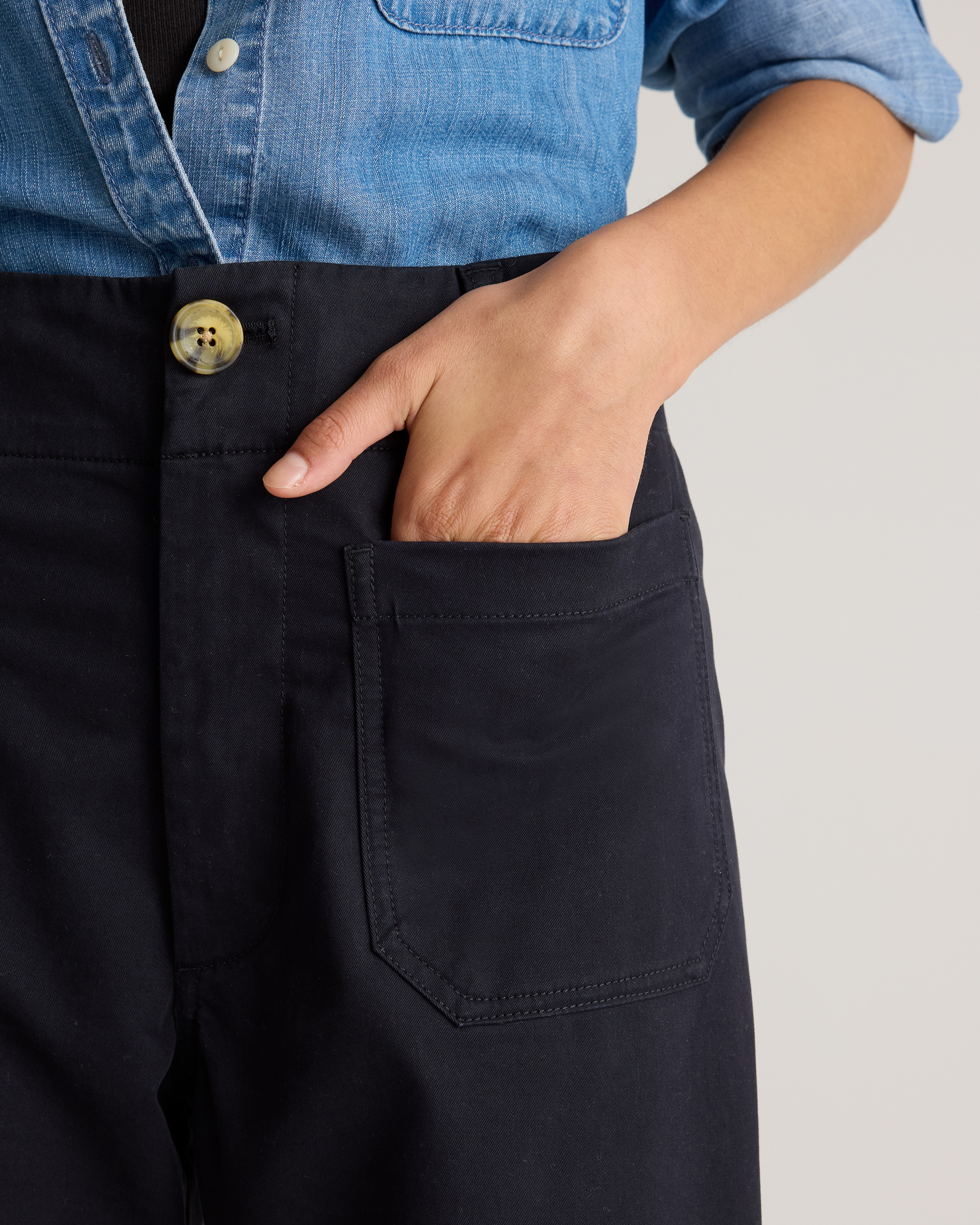 パンツ ORGANIC COTTON CHINO WIDE PANTS Organic Stretch Cotton Chino Wide Leg Pants in Black