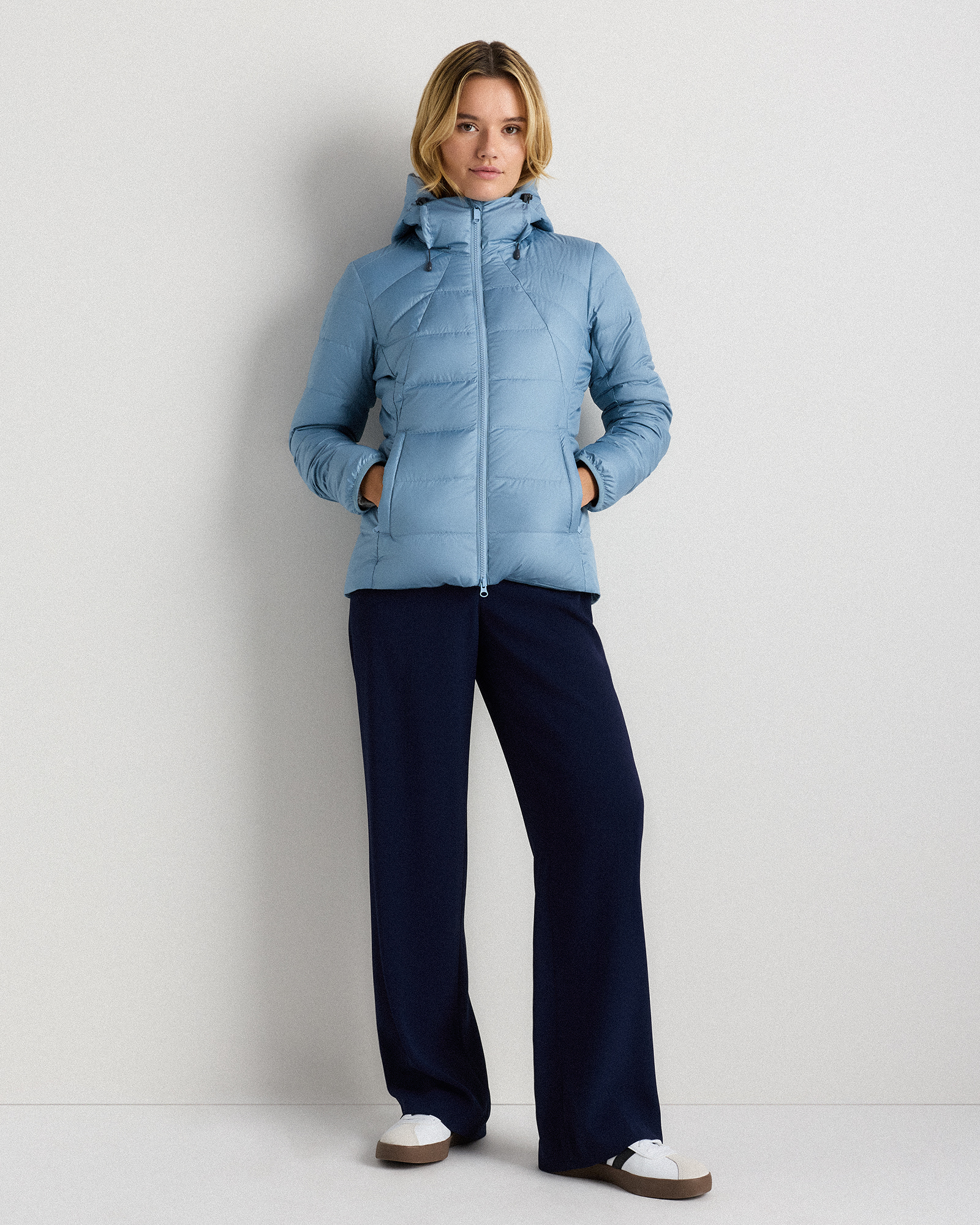 Lightweight Down Packable Puffer Hooded Jacket in Dewstone Blue