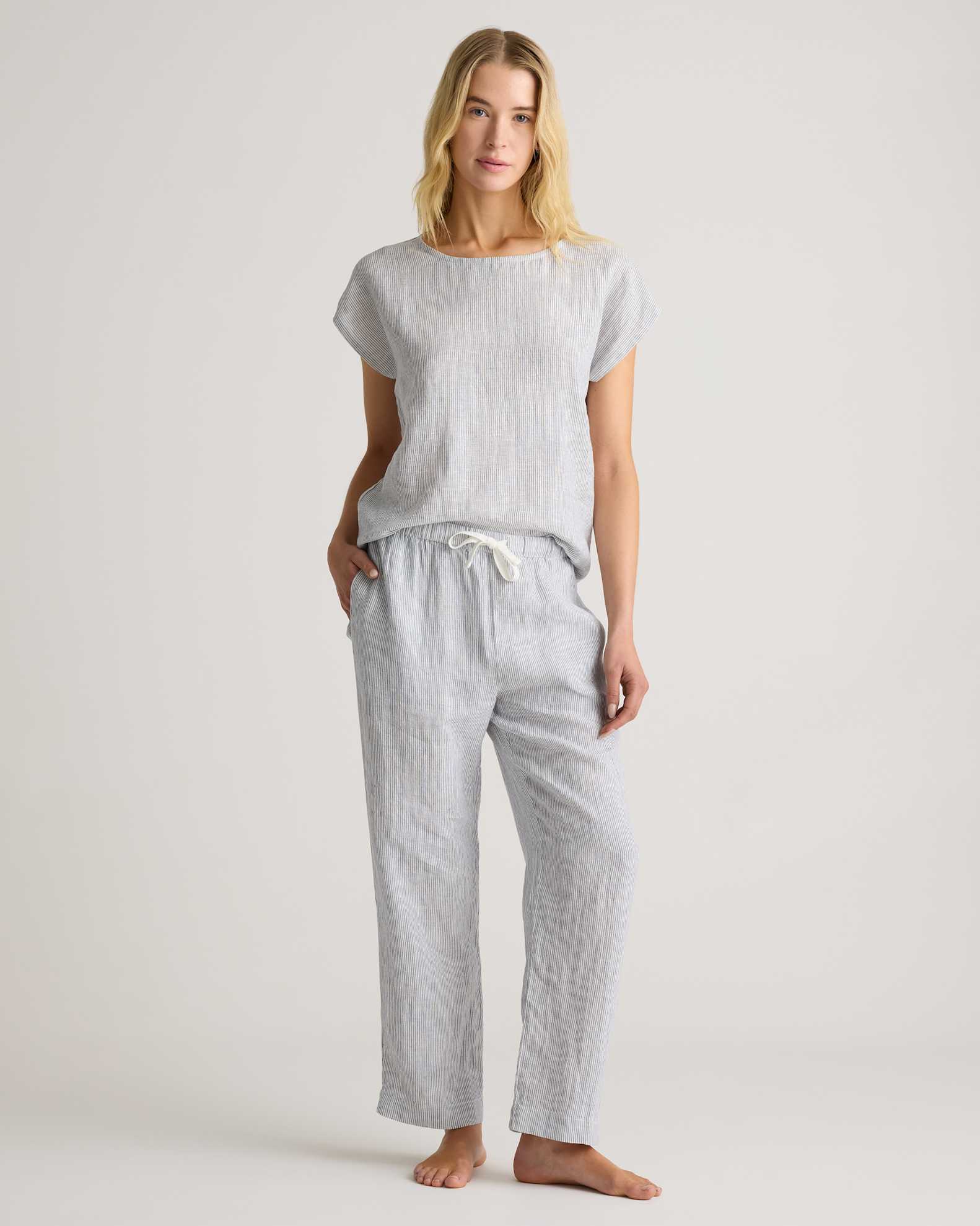Quince 100% European Linen Pajama Set Mother's Day gift idea