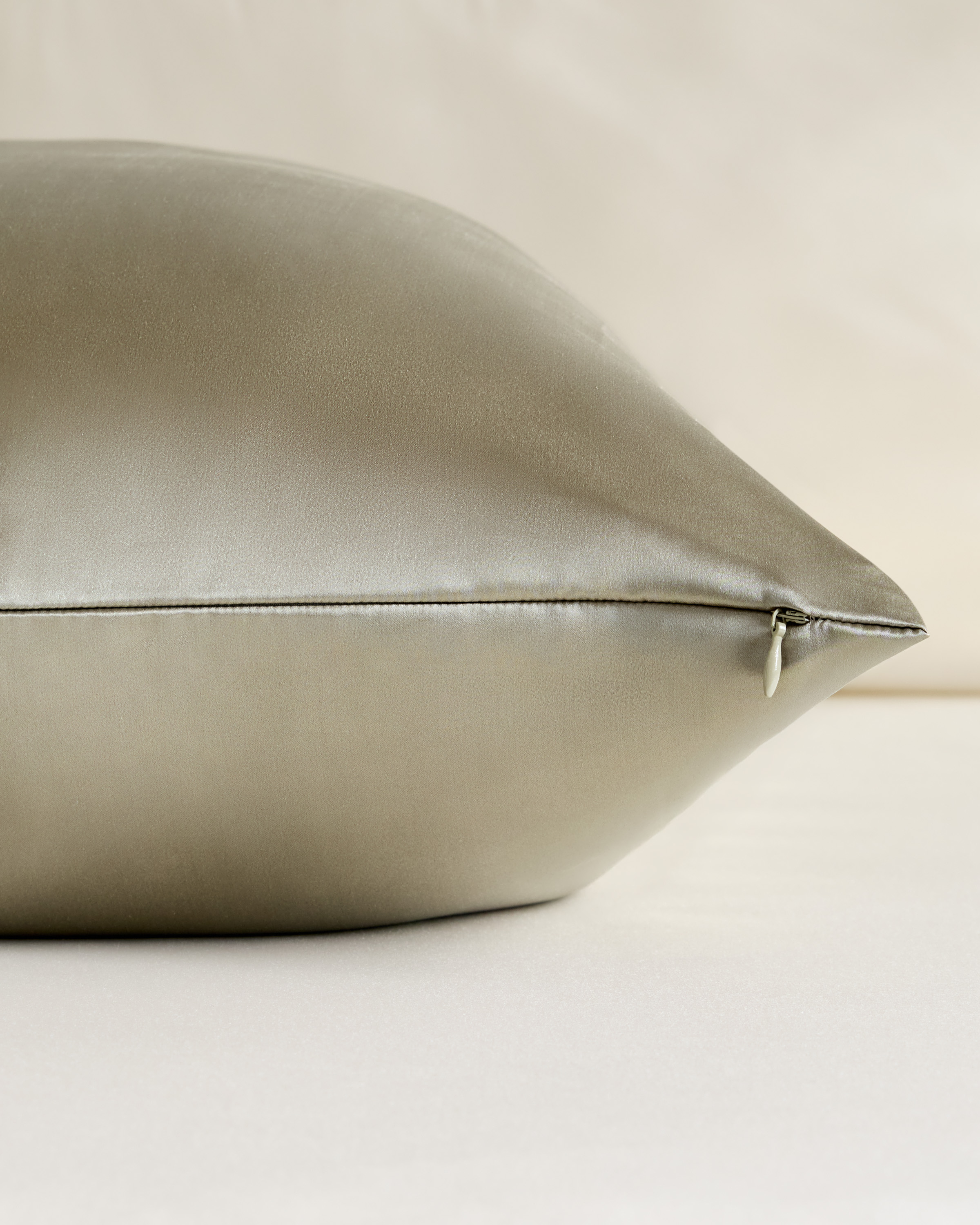 100% Mulberry Silk Pillowcase - Dried Sage, King