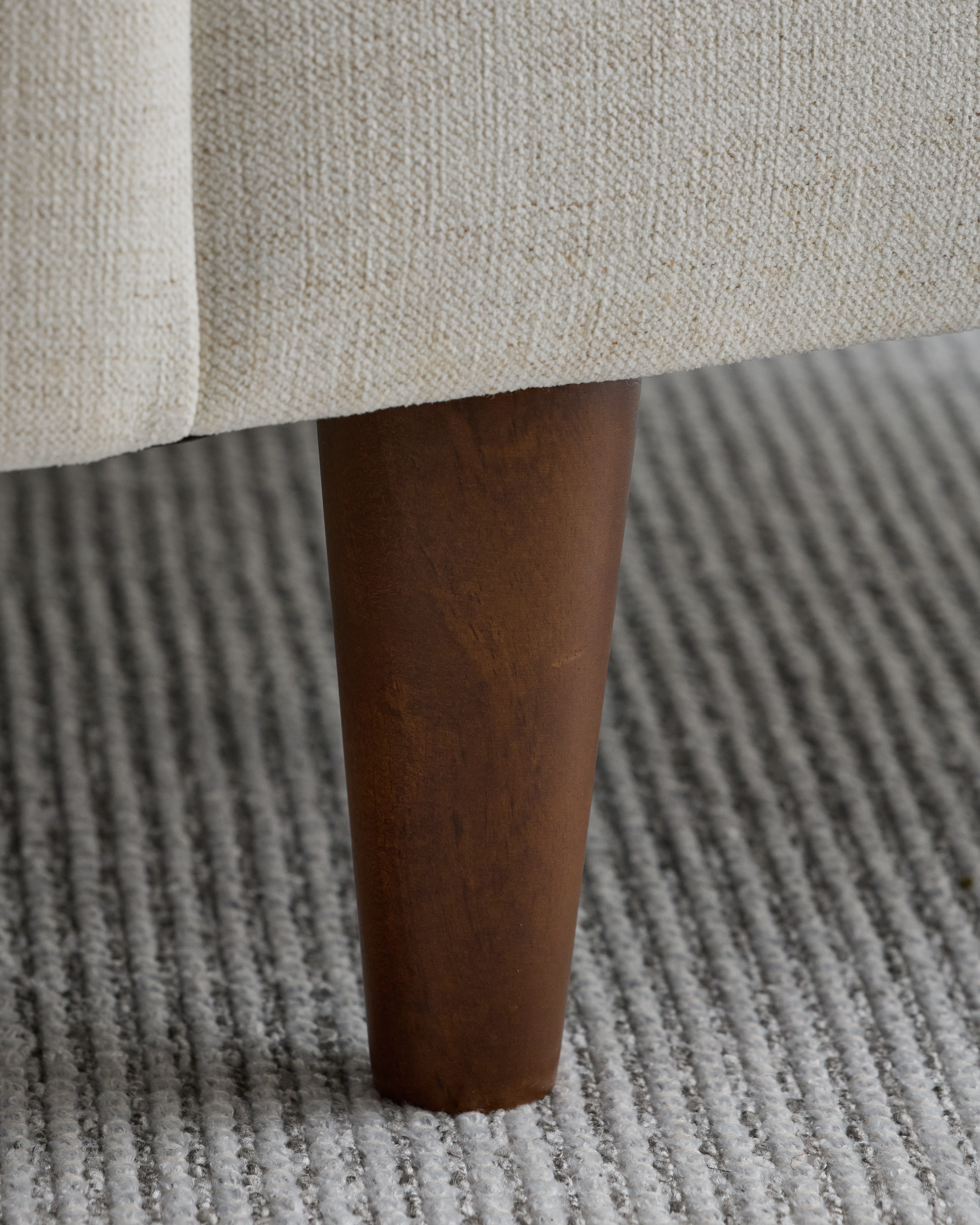 U-FURN-756-08