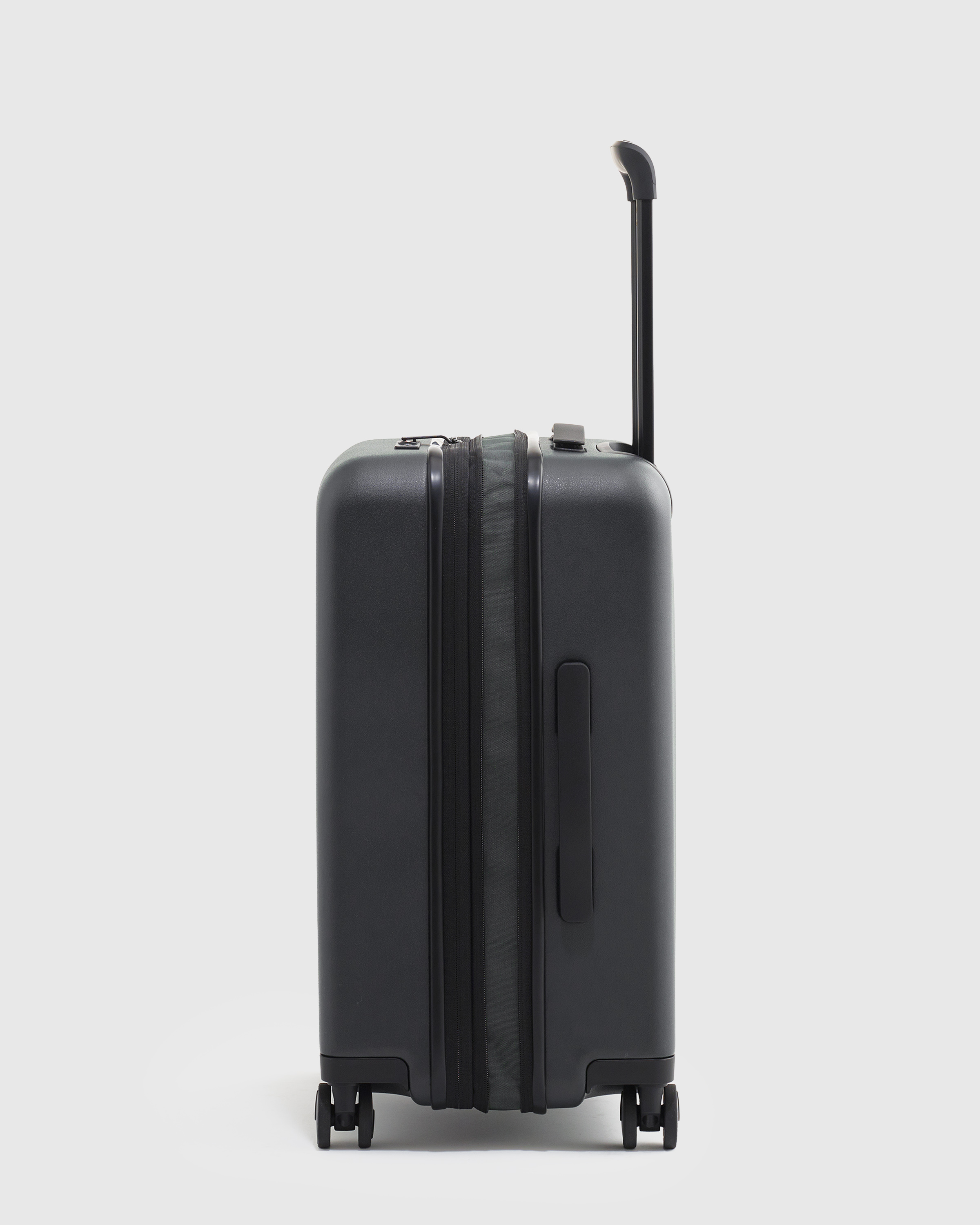 Expandable Carry-On Hard Shell Suitcase - 21"