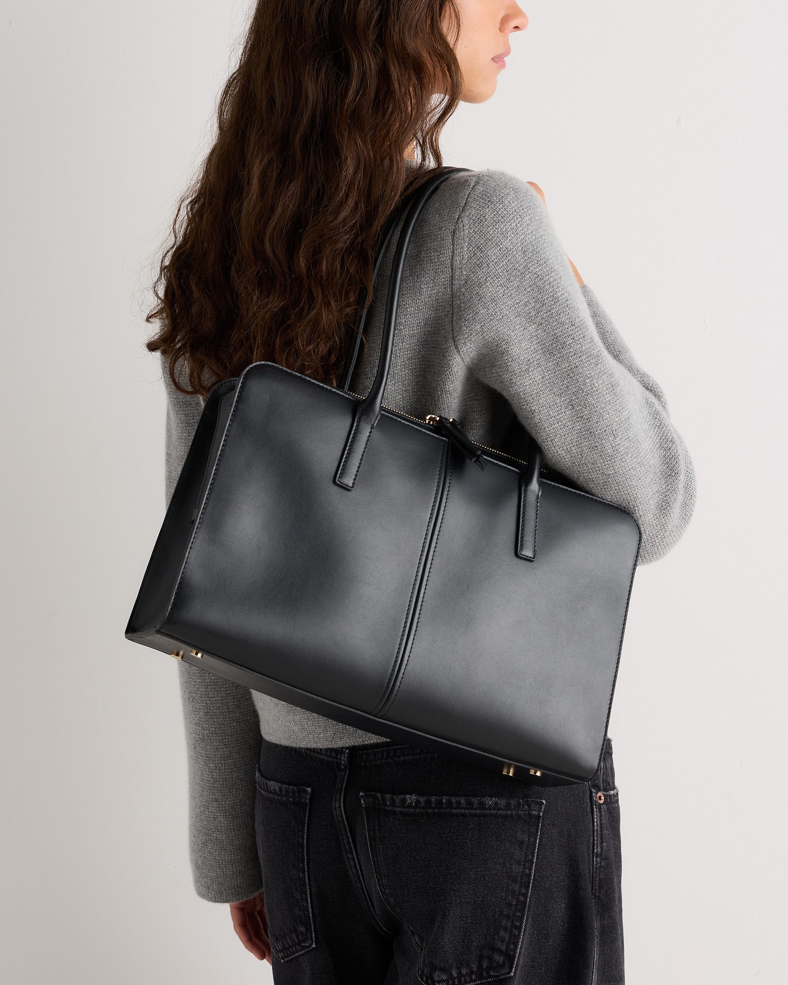 W-BAG-221-BLA 02-EDITED